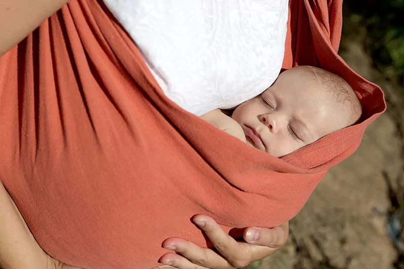 How baby carrier can Help Preemies